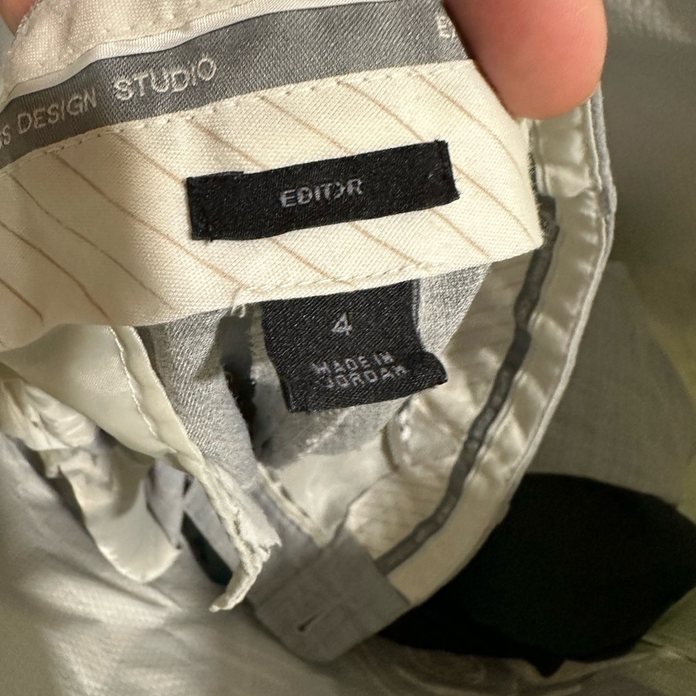 Isaac Mizrahi Gray Chinos for Effortless Style